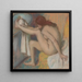 Donna che Asciuga il Piede - Edgar Degas — quadro incorniciato alla parete