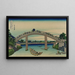 Sotto il ponte Mannenbashi a Fukagawa - Katsushika Hokusai — quadro incorniciato alla parete