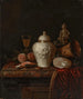 Vaso da zenzero in argento cesellato, orologio da tasca, conchiglia di nautilo, coppa in vermeil, martin pescatore e altri oggetti su un ripiano di marmo parzialmente drappeggiato – Pieter Gerritsz van Roestraeten — vista dell’opera