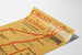 Manifesto vintage Circuit du Gâtinais, cammino, presentato su una pagina curva, visto in prospettiva.