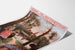 Manifesto vintage Paray-le-Monial, treno, mostrato su una pagina curva, vista prospettica.