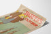 Poster vintage di Harper's ottobre con illustrazione di conigli e lettore