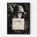 Poster murale antiguerra con teschio con casco