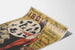 Poster vintage Isola di Yorka, silhouette e illusioni comiche