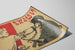 Poster di propaganda antinazista - Pugno contro soldato nazista incatenato — vista dell’opera